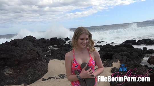 ATKGirlfriends: Melody Marks - Virtual Vacation Hawaii 1-16 [SD/400p/460 MB]