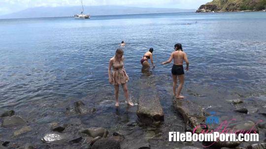 ATKGirlfriends: Melody Marks - Virtual Vacation Hawaii 5-16 [SD/400p/275 MB]