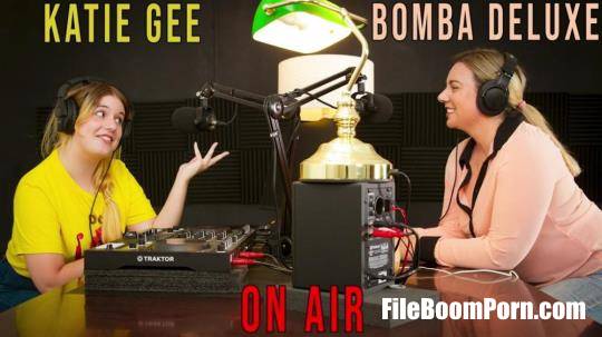 GirlsOutWest: Bomba Deluxe, Katie Gee - On Air [FullHD/1080p/1.48 GB]