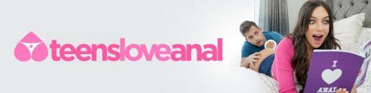 TeensLoveAnal, TeamSkeet: April Olsen - Coloring With April [HD/720p/629 MB]
