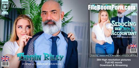 Mature.nl, Mature.eu: Tamsin Riley, Harry River - Young and horny Tamsin Riley is fucking and sucking her way older dad's accountant on the couch [FullHD/1080p/2.31 GB]