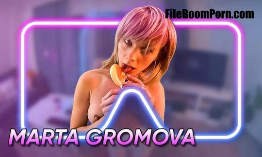 SLR, Dreamcam: Marta Gromova - Do You Wanna Play With Me? - 35092 [UltraHD 4K/2622p/5.20 GB]