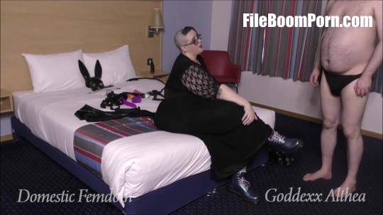 DomesticFemdom: Office Fling - Caught Perving My Boots [FullHD/1080p/90.07 MB]
