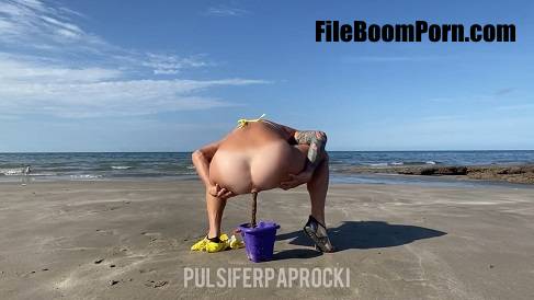 ScatShop: PulsiferPaprocki - Beach Bucket Poop [FullHD/1080p/123 MB]
