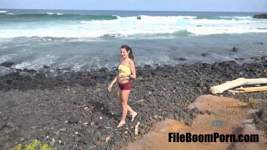 ATKGirlfriends: Lily Adams - Virtual Vacation Big Island 4-9 [SD/400p/629 MB]