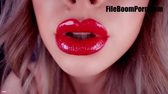 Miss Amelia - Make Cummies For Shiny Red Lips [FullHD/1080p/1.08 GB]