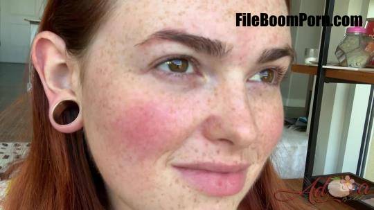 Adora bell - No Makeup Freckled Face Admiration [FullHD/1080p/152.2 MB]