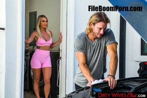 DirtyWivesClub, NaughtyAmerica: Andi Avalon - Blonde hotwife Andi Avalon pays her mechanic with pussy [SD/360p/293 MB]