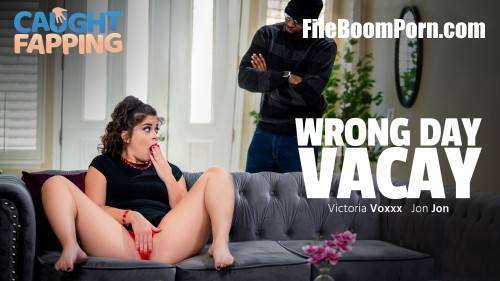 CaughtFapping, AdultTime: Victoria Voxxx - Wrong Day Vacay [SD/576p/382 MB]