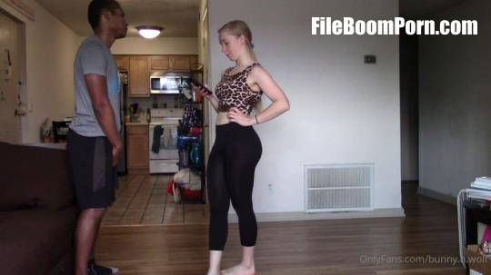 bunny_n_wolf - A slender girl in tights punishes a guy in the balls [HD/720p/1.12 GB]