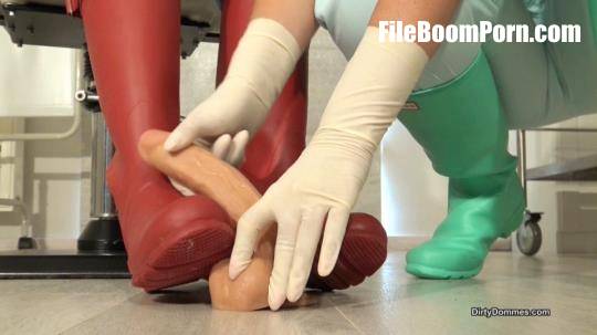 QueensofKink: Fetish Liza, Miss Miranda - Medical bootjob POV [HD/720p/277.25 MB]