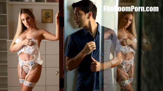 FamilyXXX, NewSensations: Bunny Madison - Stepmom Bunny Madison Helps Clear His Head [FullHD/1080p/3.31 GB]