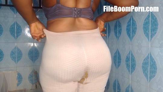 ScatShop: PrettyEbonies - Bigbutt biker short pooping [FullHD/1080p/267,28 MB]